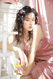 12末发育娇小性色XXXX
